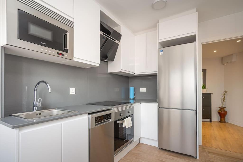 Myhousespain - Moderno Piso Frente Al Mar Хіхон Екстер'єр фото