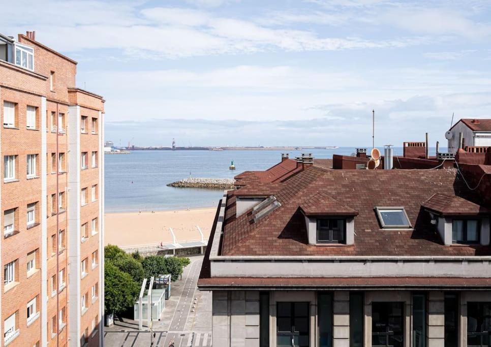 Myhousespain - Moderno Piso Frente Al Mar Хіхон Екстер'єр фото