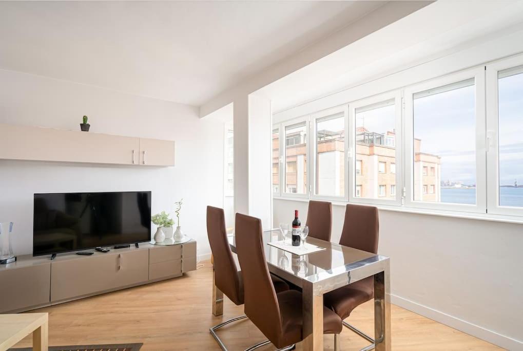 Myhousespain - Moderno Piso Frente Al Mar Хіхон Екстер'єр фото